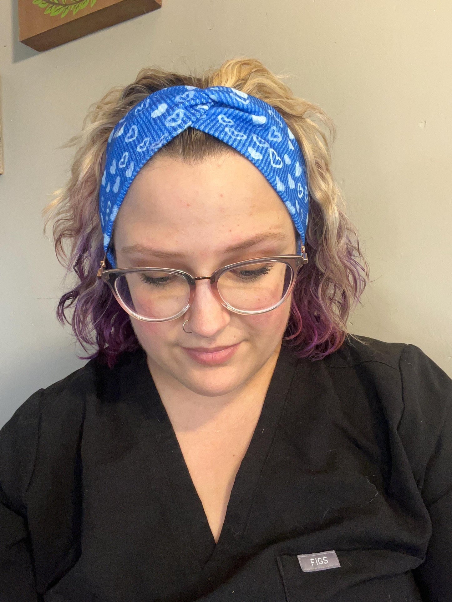 Blue Hearts Knotted Stretch Headband